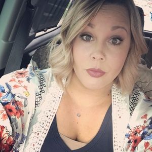 Meet your Posher, Ashlie